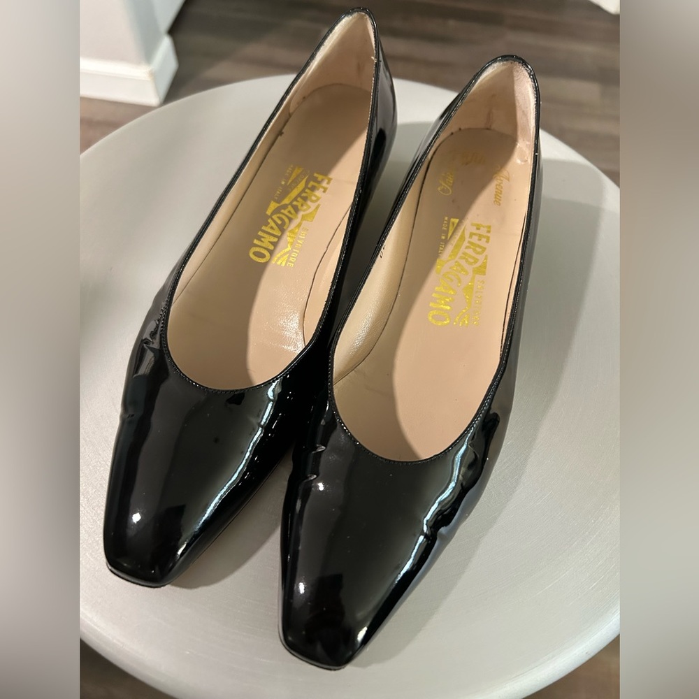 Salvatore Ferragamo Vintage 'Platinum Kid' Black Patent Flats Size 9.5AA